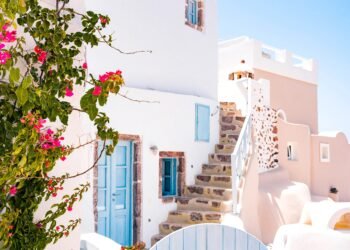 Wanderlust Words: Unforgettable Business Name Ideas for Your Travel Agency Dream